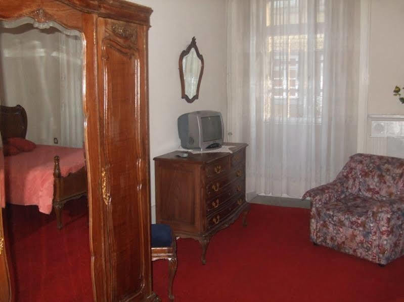 Veneza Hotel ปอร์โต ภายนอก รูปภาพ